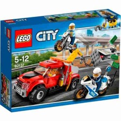 Lego City 60137 Çekici Kamyon Macerası